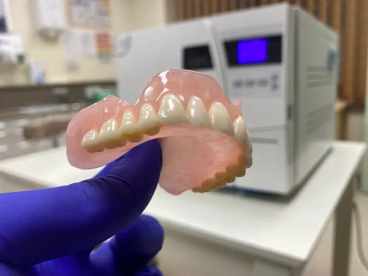 Samit Denture Polishing Cake